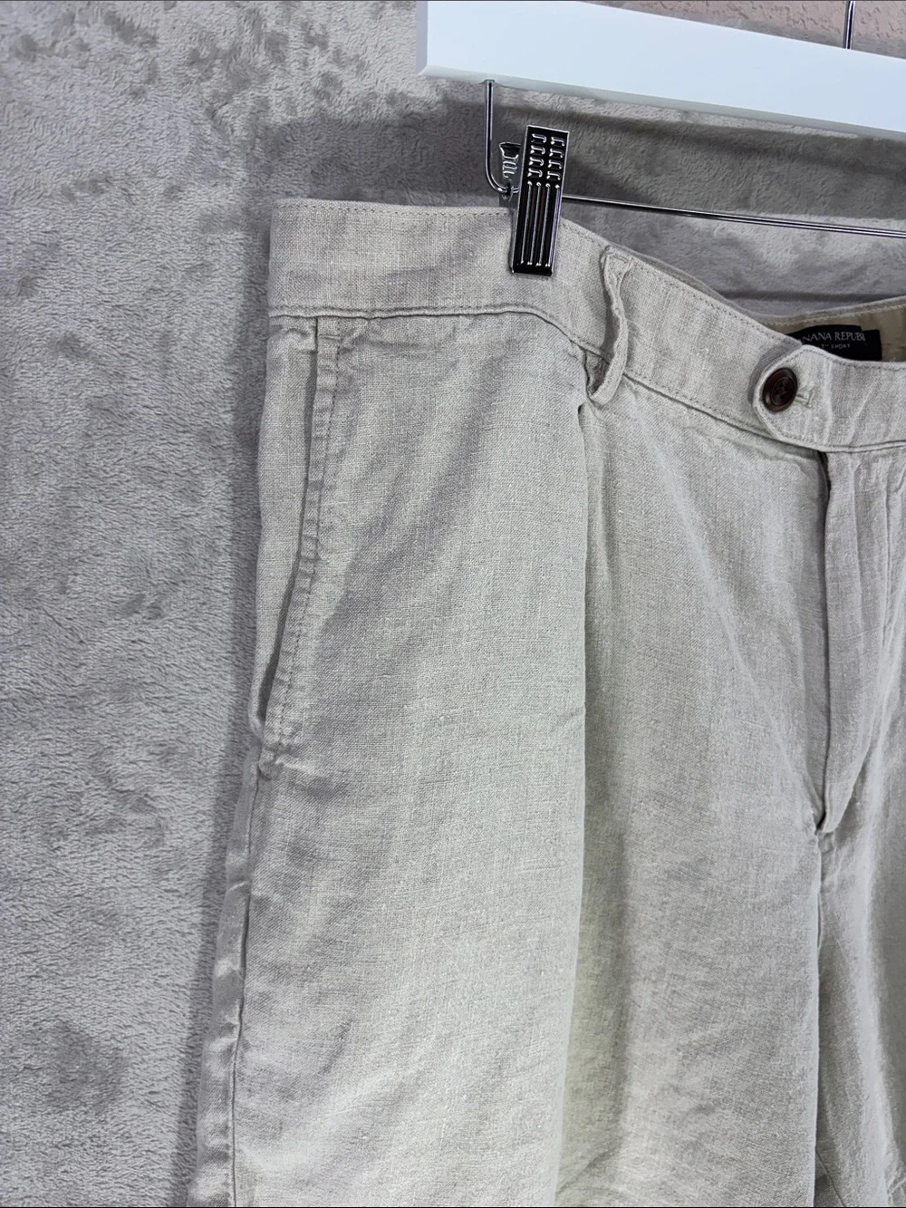 Banana Republic Men's Light Khaki Linen 7